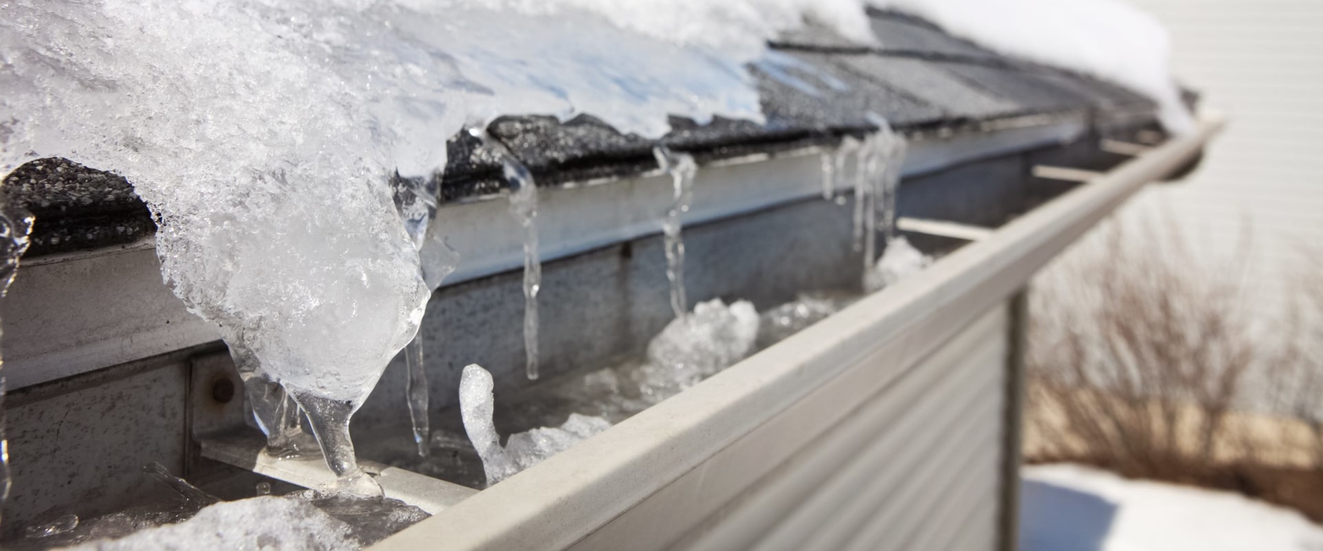 Can Roofers Work During Winter?